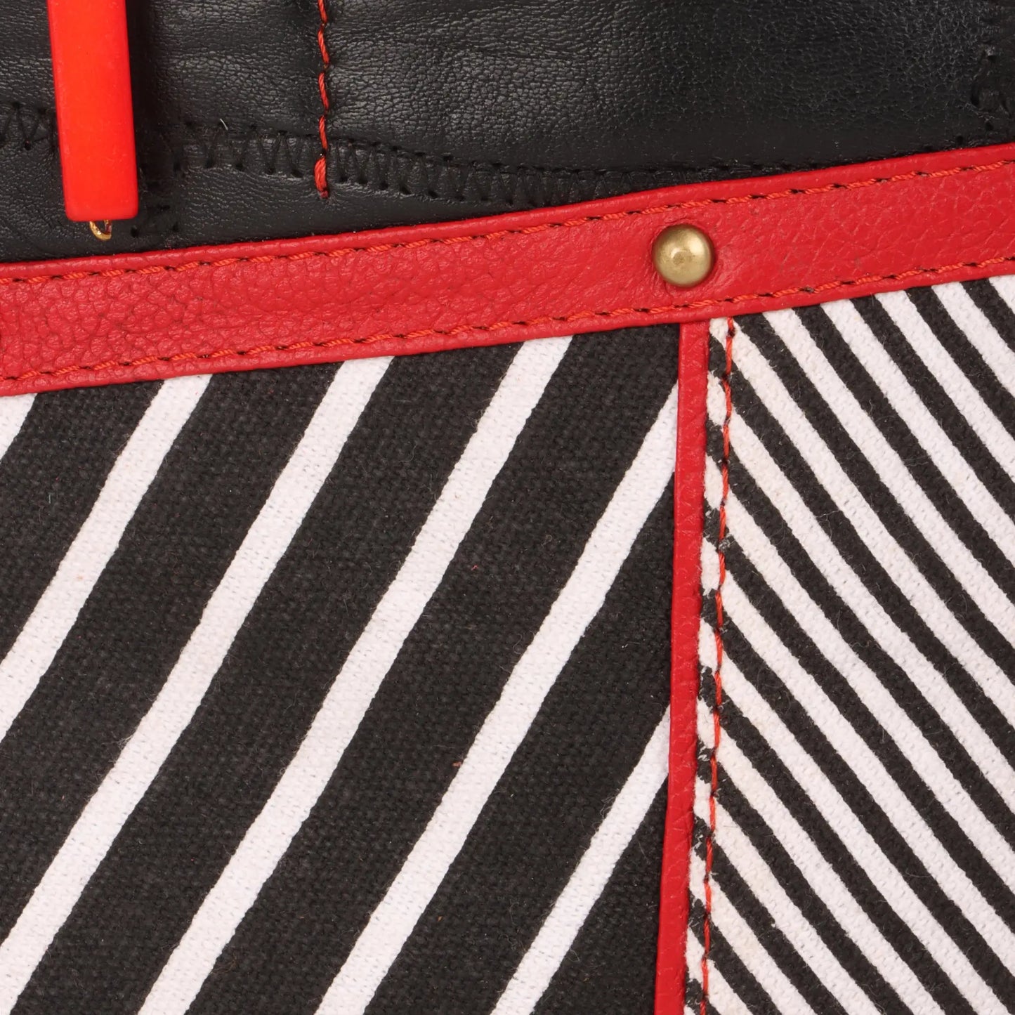Crossbody Blaise Brisk